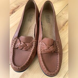 Hotter Women's Slip on Selena Braided Toe flat Loafer shoe Women’s us size 8